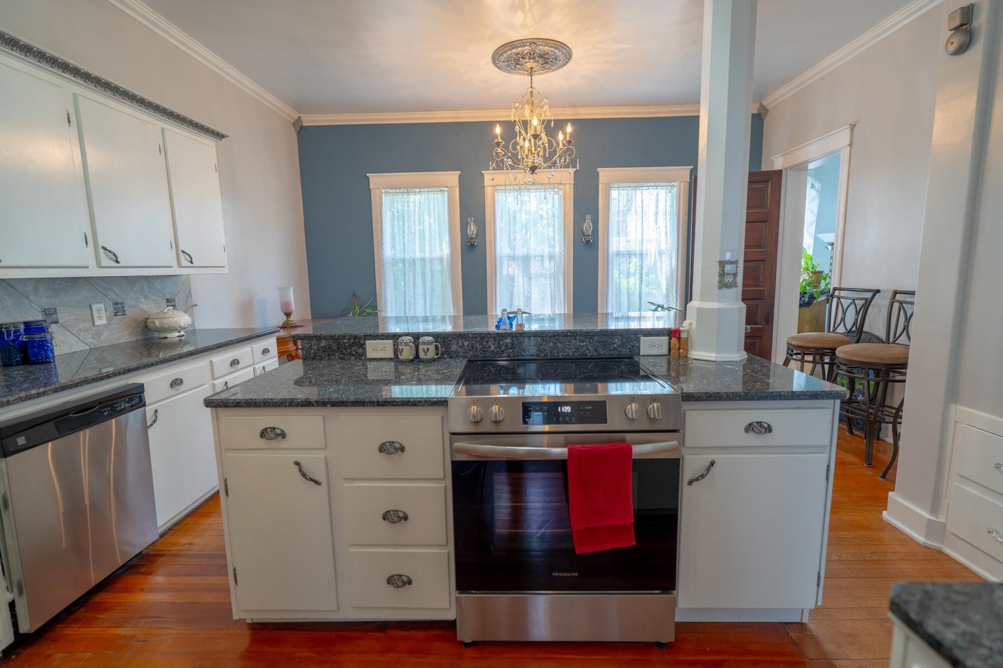 643 Park Beloit Wi 53511 Beloit, WI 53511 - Photo 8 of 33