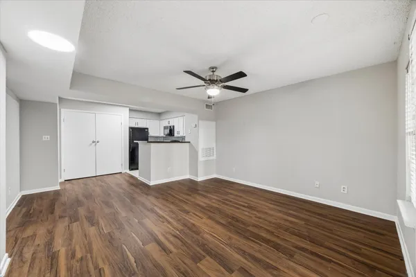 $1,495 | 1710 West T C Jester Boulevard, Unit 1111, Houston, TX 77008