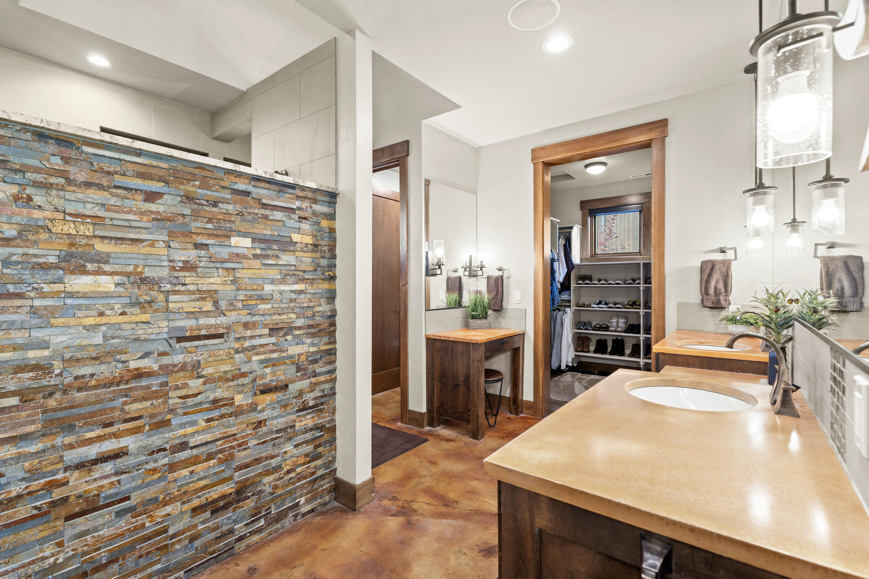 56604 Sunstone Loop, Unit 151 Bend, OR 97707 - Photo 36 of 80