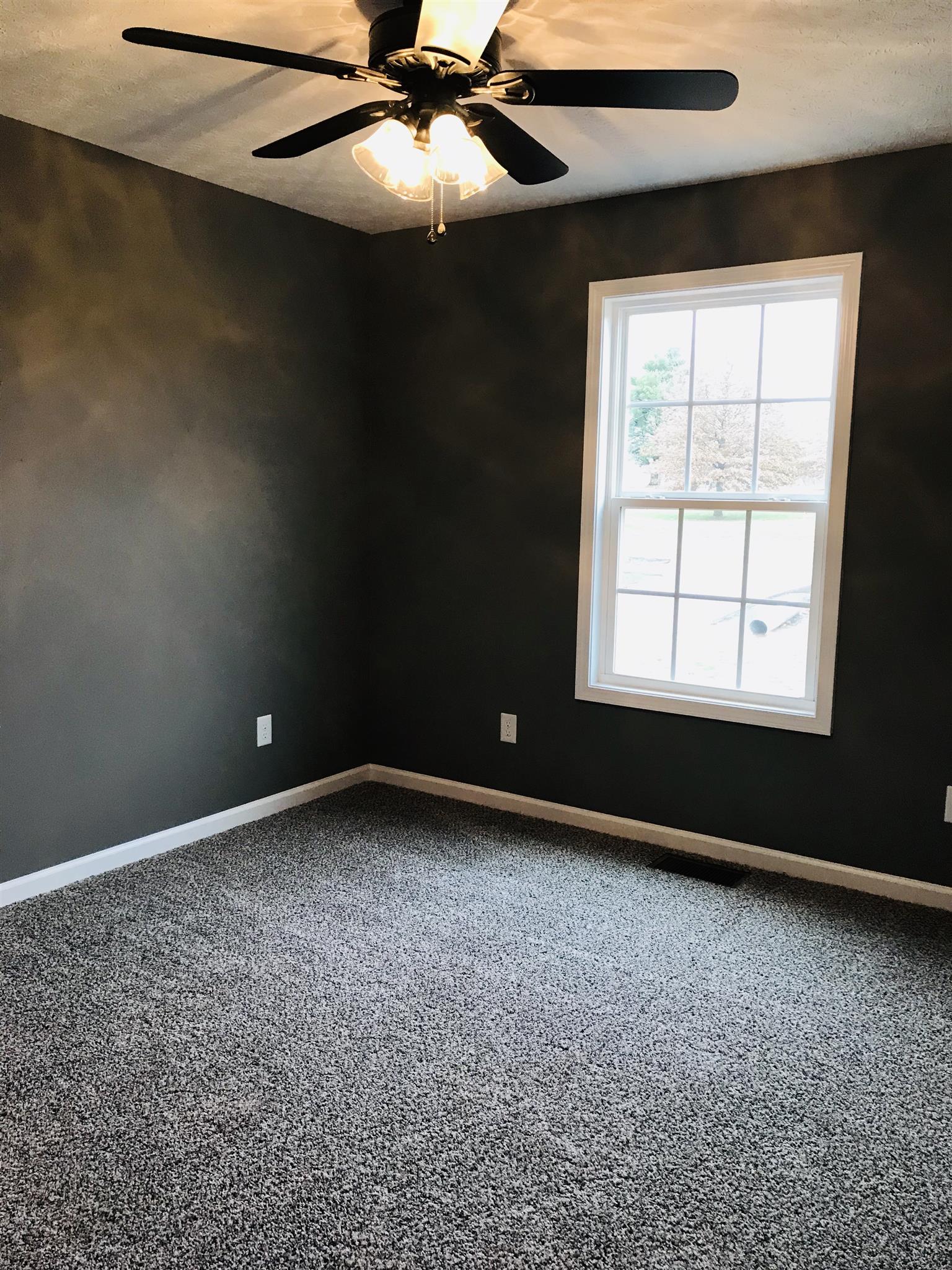 426 Fowler Ford Road Portland, TN 37148 - Photo 18 of 19 an empty room with a window