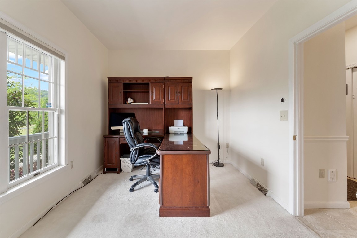 290 Foster Road Vestal, NY 13850 - Photo 18 of 41 Gallery Image 18