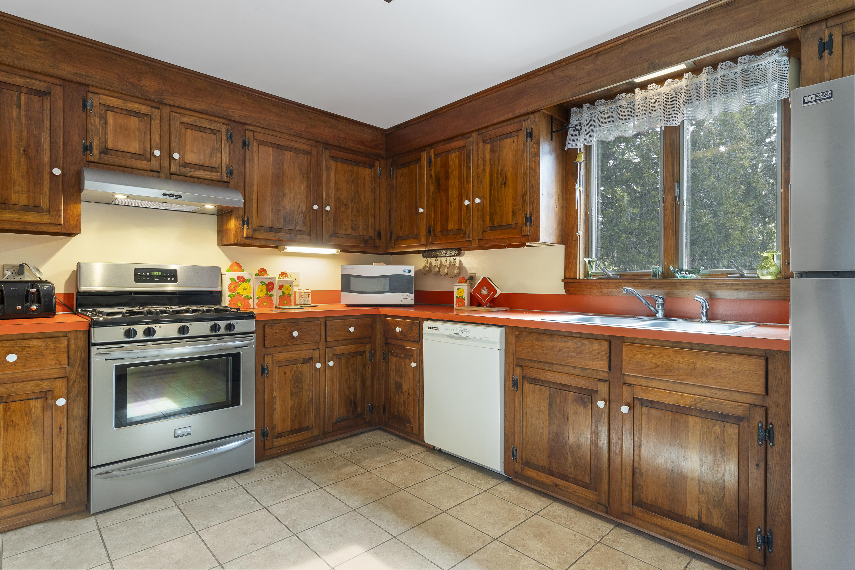 2828 Bristol Road New Harbor, ME 04554 - Photo 10 of 35 2828 Bristol Rd, New Harbor, ME-18