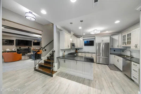 $3,800,000 | 728 Cheowa Circle Southwest, Knoxville, TN 37919