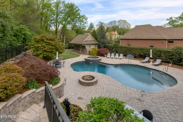 $3,800,000 | 728 Cheowa Circle Southwest, Knoxville, TN 37919