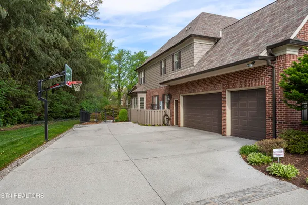 $3,800,000 | 728 Cheowa Circle Southwest, Knoxville, TN 37919