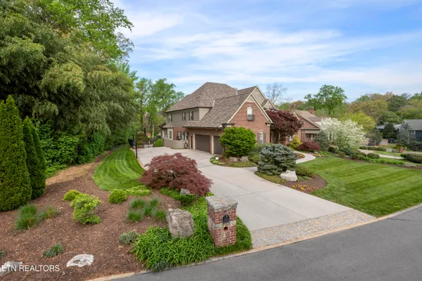 $3,800,000 | 728 Cheowa Circle Southwest, Knoxville, TN 37919