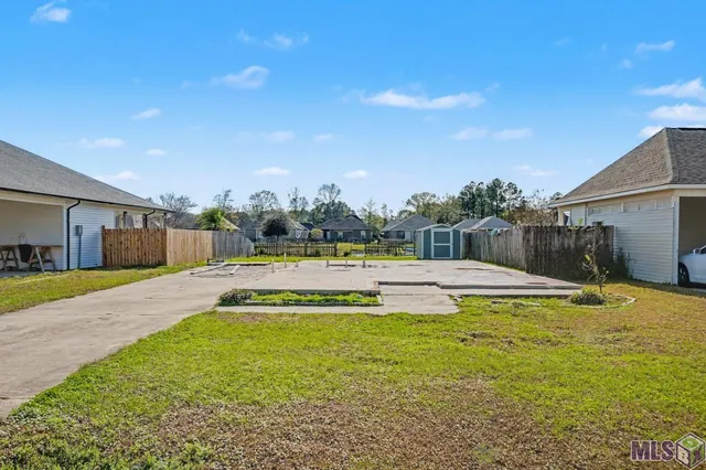 $30,000 | 13536 Rose Drive, Walker, LA 70785