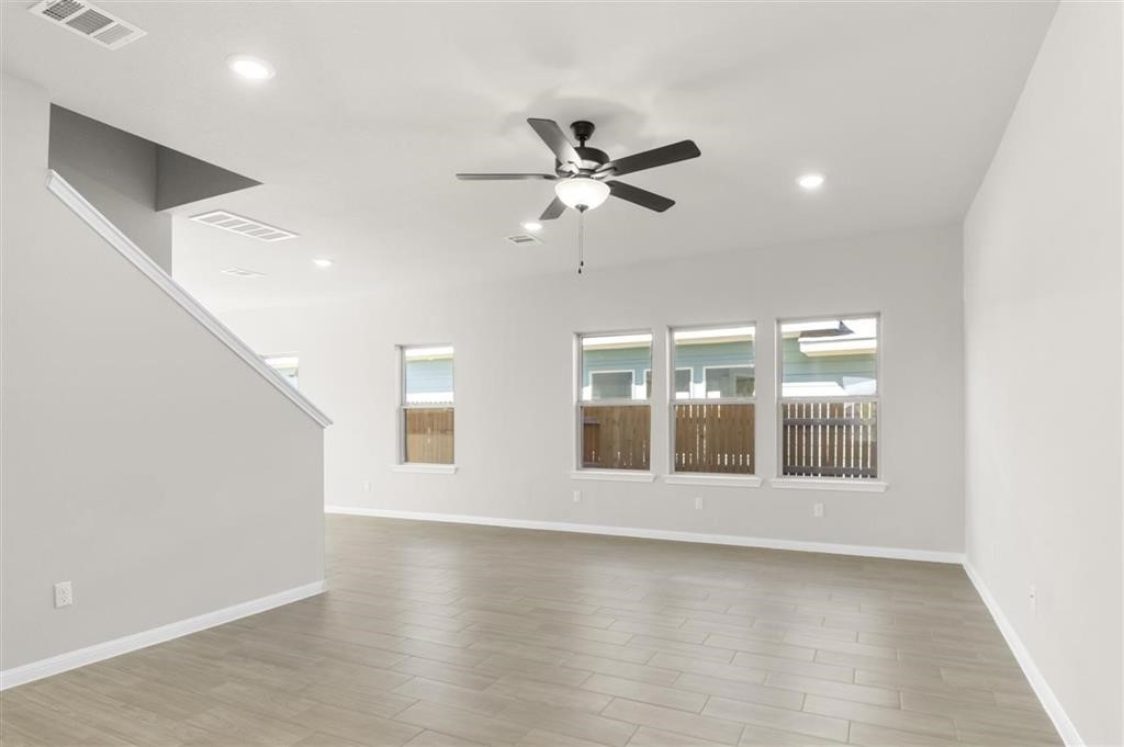 101 Driftwood Lane Bastrop, TX 78602 - Photo 5 of 29 Gallery Image 5