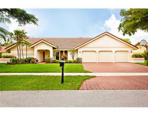 2855 Northwest 25th Terrace Boca Raton, FL 33434 - Photo 1 of 20 Primary Photo
