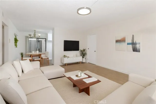 $2,600 | 914 East Elk Avenue, Unit 4, Glendale, CA 91205