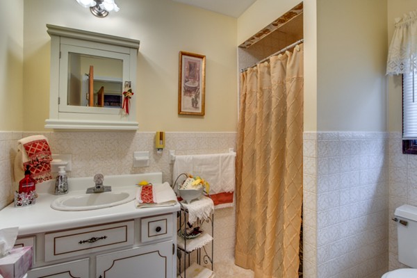 80 Fern Road Medford, MA 02155 - Photo 18 of 28