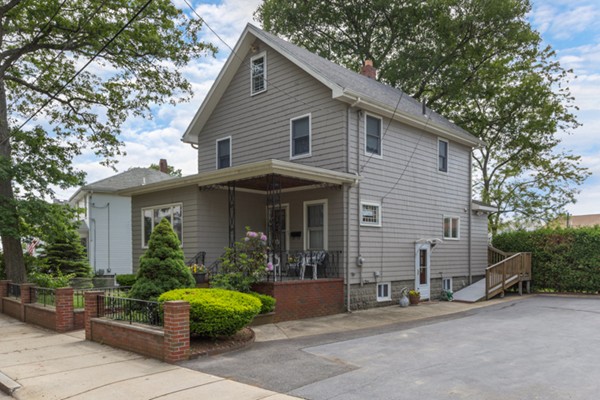 80 Fern Road Medford, MA 02155 - Photo 4 of 28