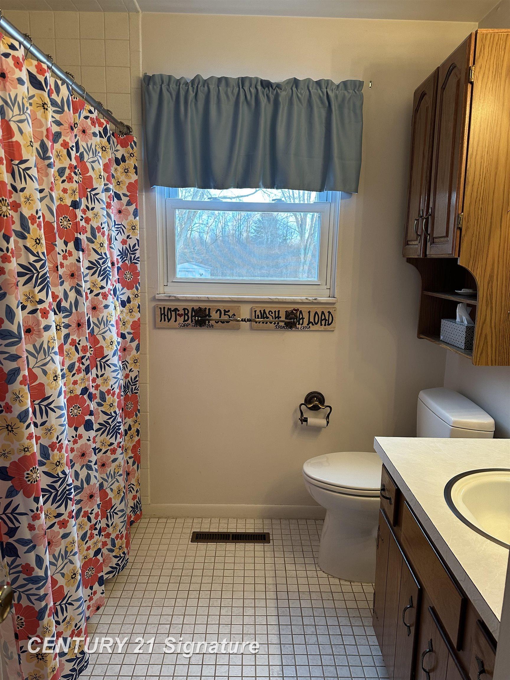5386 Johnson Road Flushing, MI 48433 - Photo 13 of 28