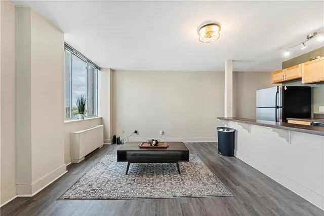 $110,000 | 600 East 8th Street, Unit 4F, Kansas City, MO 64106