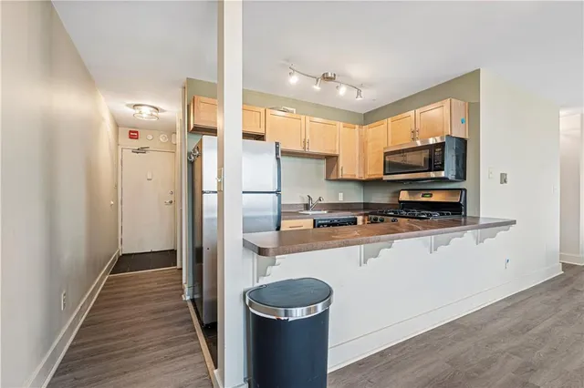 $110,000 | 600 East 8th Street, Unit 4F, Kansas City, MO 64106