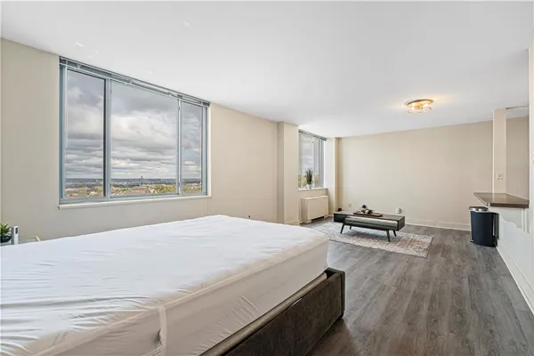 $105,000 | 600 East 8th Street, Unit 4F, Kansas City, MO 64106