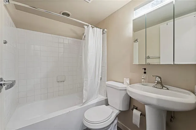 $110,000 | 600 East 8th Street, Unit 4F, Kansas City, MO 64106