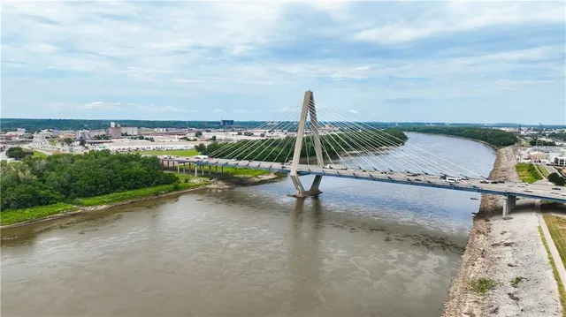 $110,000 | 600 East 8th Street, Unit 4F, Kansas City, MO 64106