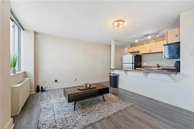 $110,000 | 600 East 8th Street, Unit 4F, Kansas City, MO 64106