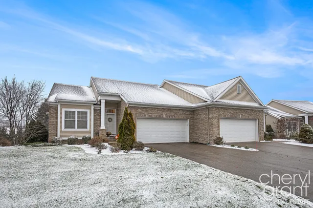 $450,000 | 6556 Gracepoint Drive Southeast, Caledonia, MI 49316
