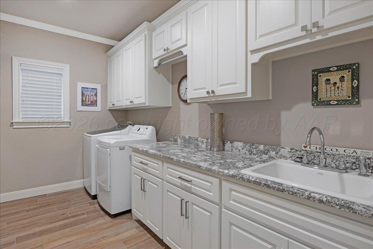 5504 Wesley Drive Amarillo, TX 79119 - Photo 29 of 33 Utility Room