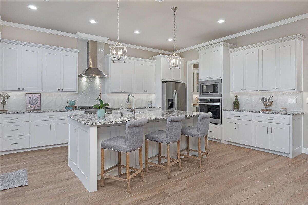 5504 Wesley Drive Amarillo, TX 79119 - Photo 5 of 33 Kitchen