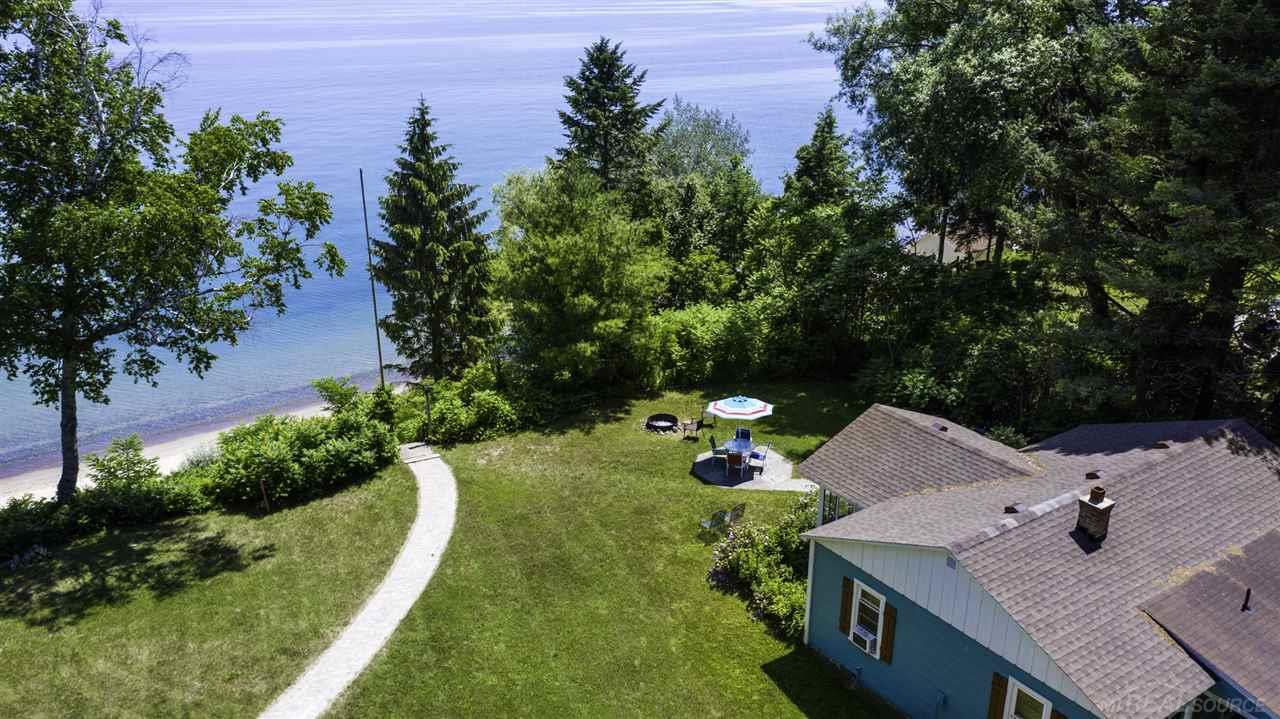 4489 Lakeshore Road Lexington, MI 48450 - Photo 6 of 38 Majestic Lake Huron