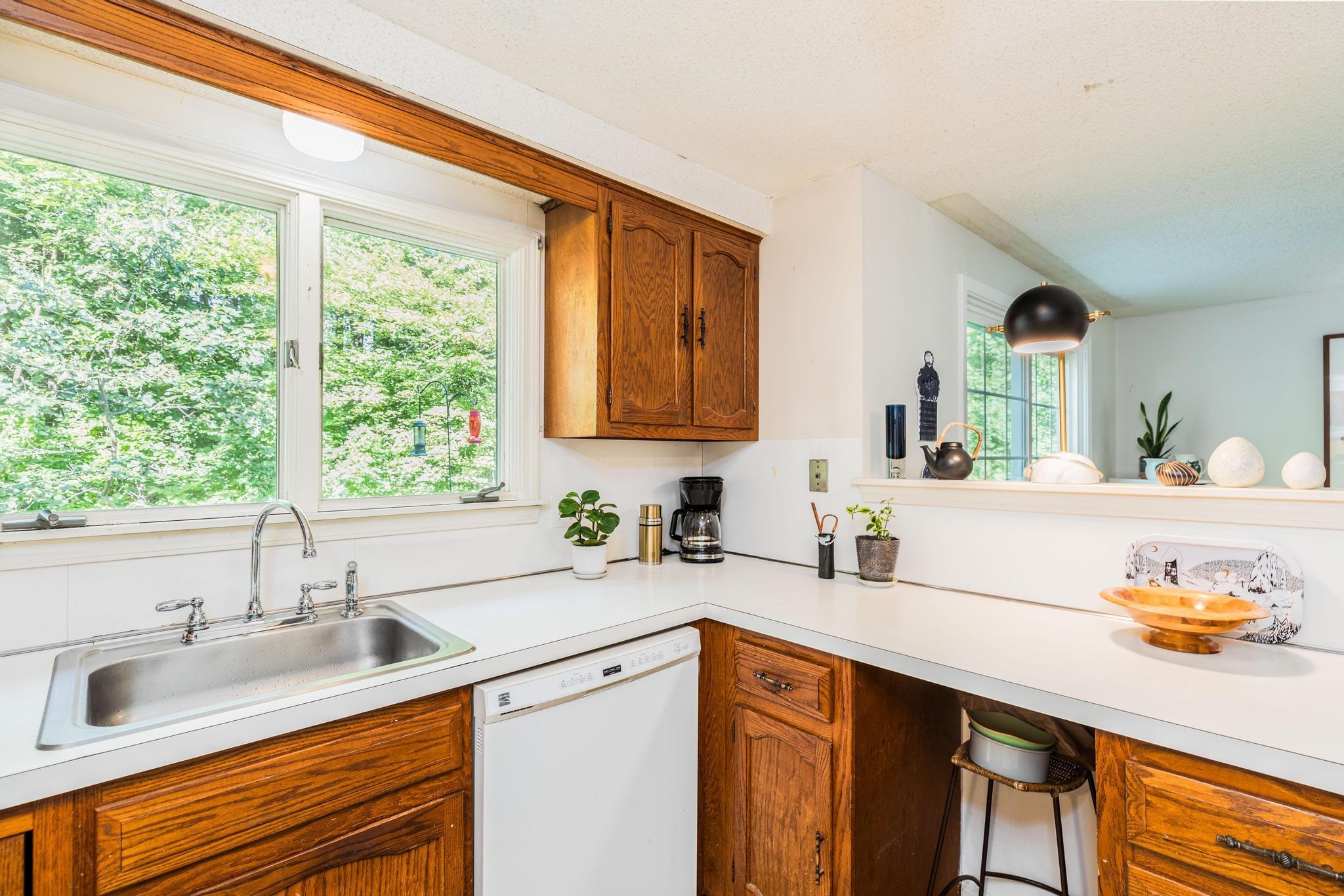 45 Pine Meadows Drive, Unit 45 Exeter, NH 03833 - Photo 5 of 37