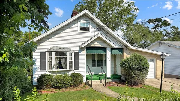 $169,900 | 1894 Bryndale Avenue, Coraopolis, PA 15108