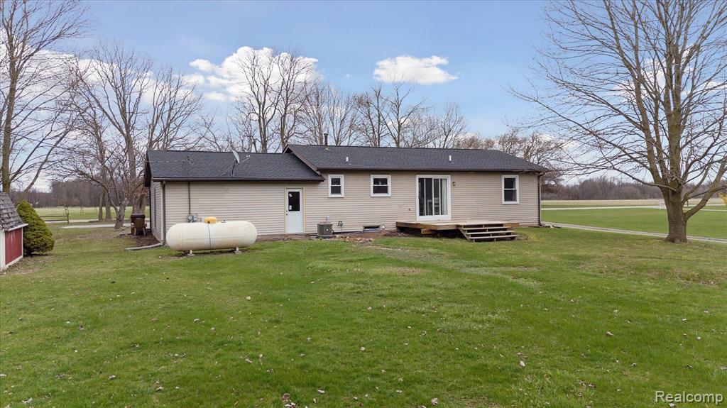 5469 Hogback Road Fowlerville, MI 48836 - Photo 29 of 39