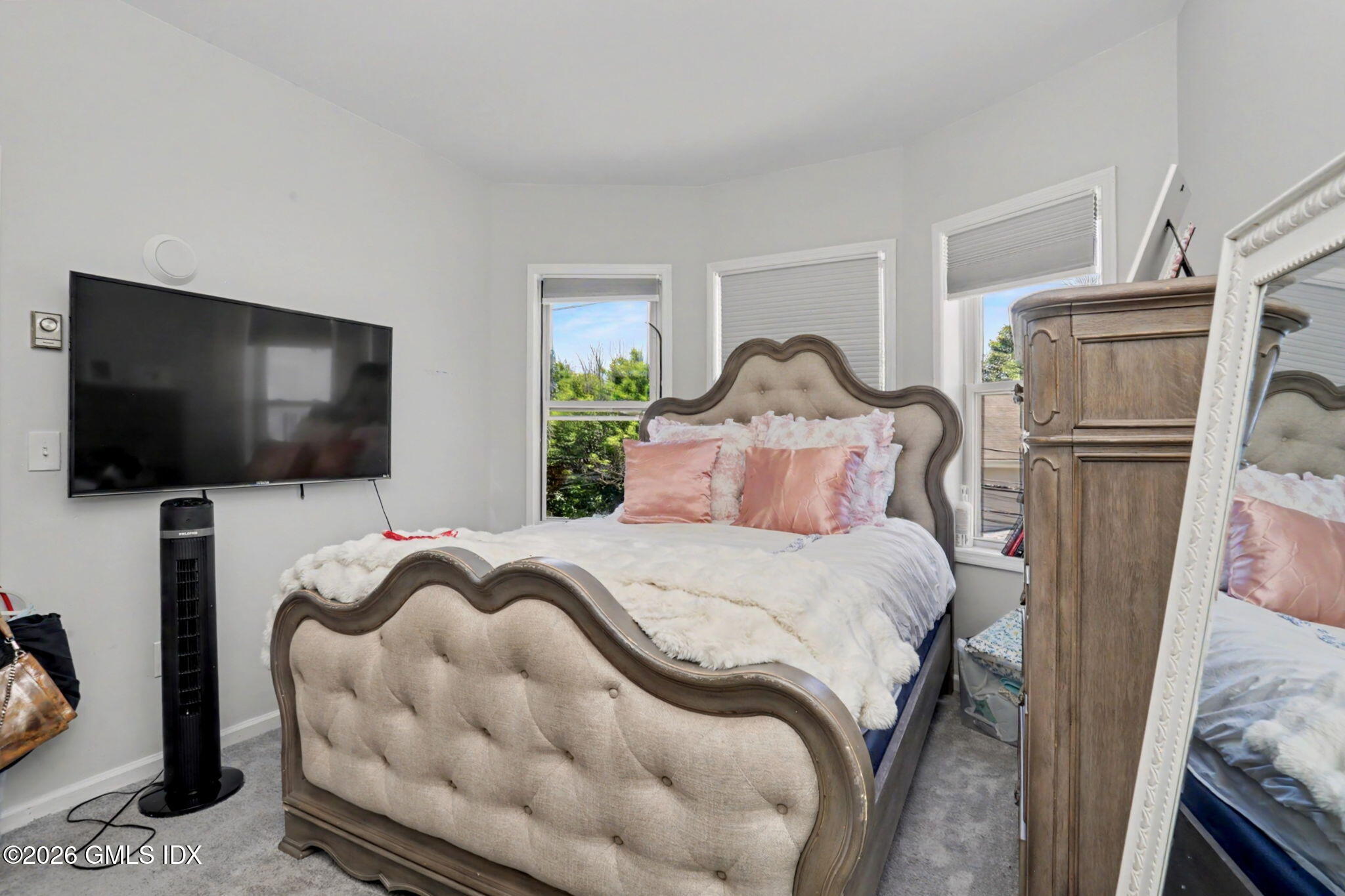 2 South New Street, Unit 3 Greenwich, CT 06830 - Photo 11 of 19 8-web-or-mls-2-s-new-st-unit-3