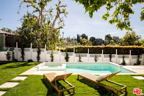 $3,299,000 | 1622 Donaldson Street, Los Angeles, CA 90026