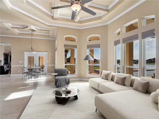 $1,125,000 | 6209 Lago Vista Drive, Corpus Christi, TX 78414