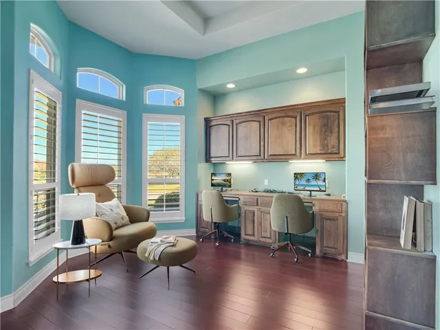 $1,125,000 | 6209 Lago Vista Drive, Corpus Christi, TX 78414