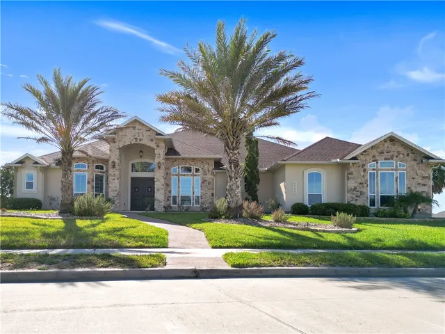 $1,125,000 | 6209 Lago Vista Drive, Corpus Christi, TX 78414