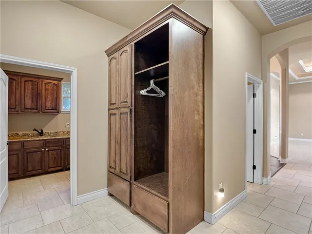 $1,125,000 | 6209 Lago Vista Drive, Corpus Christi, TX 78414