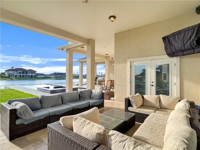 $1,125,000 | 6209 Lago Vista Drive, Corpus Christi, TX 78414