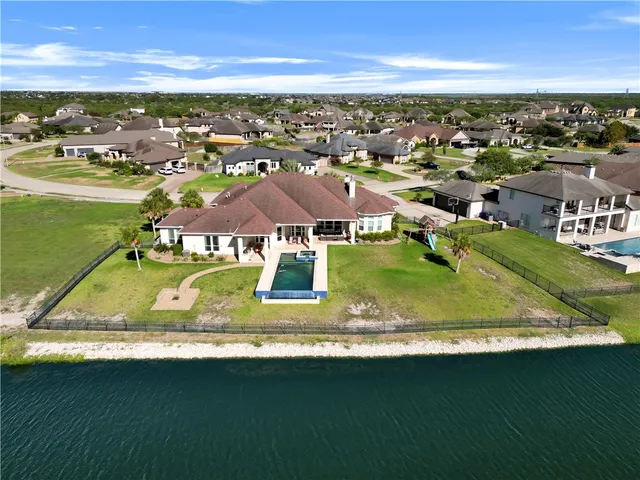 $1,125,000 | 6209 Lago Vista Drive, Corpus Christi, TX 78414
