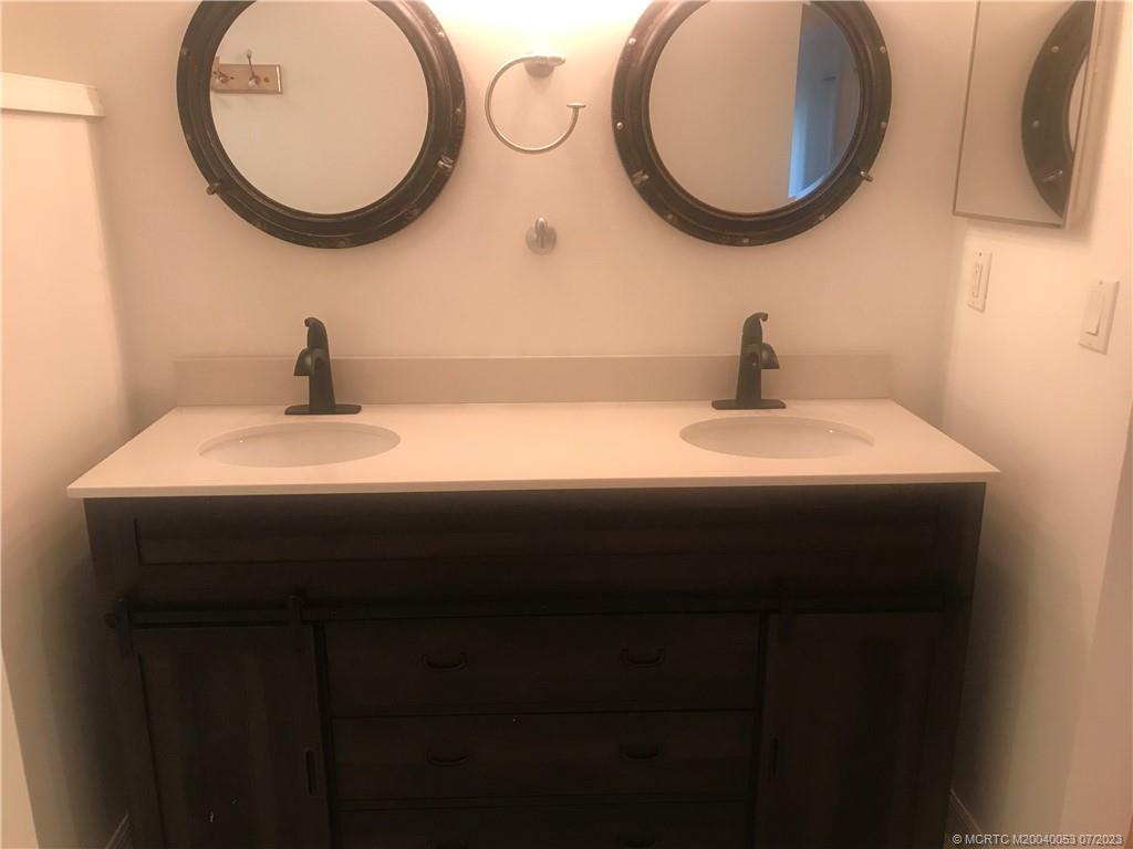 1831 Southwest Palm City Road, Unit C201 Stuart, FL 34994 - Photo 5 of 17 Gallery Image 5