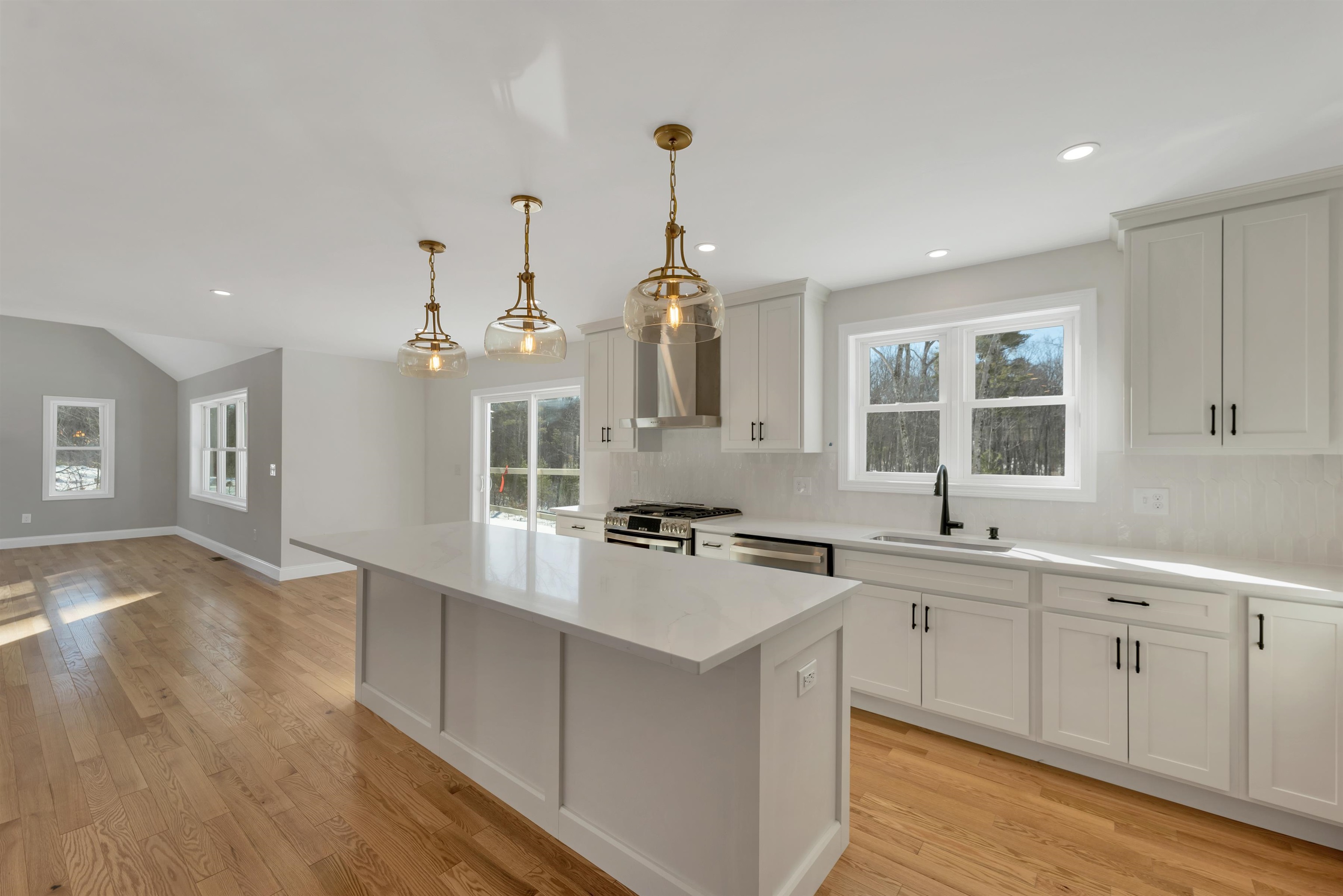 111 Laurel Road, Unit 35 Hooksett, NH 03106 - Photo 14 of 58 Gallery Image 14