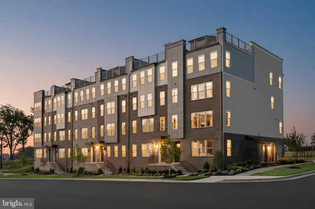 $489,170 | 8658 Lovelace Street, Manassas, VA 20110