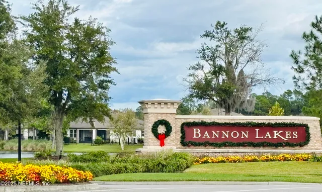 a view of sign board