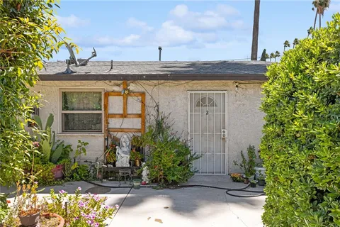 $799,900 | 480 West 18th Street, San Bernardino, CA 92405
