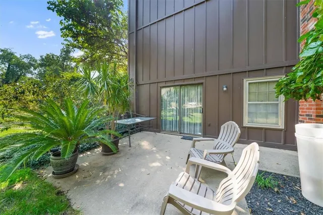 $450,000 | 12310 West 73rd Terrace, Shawnee, KS 66216