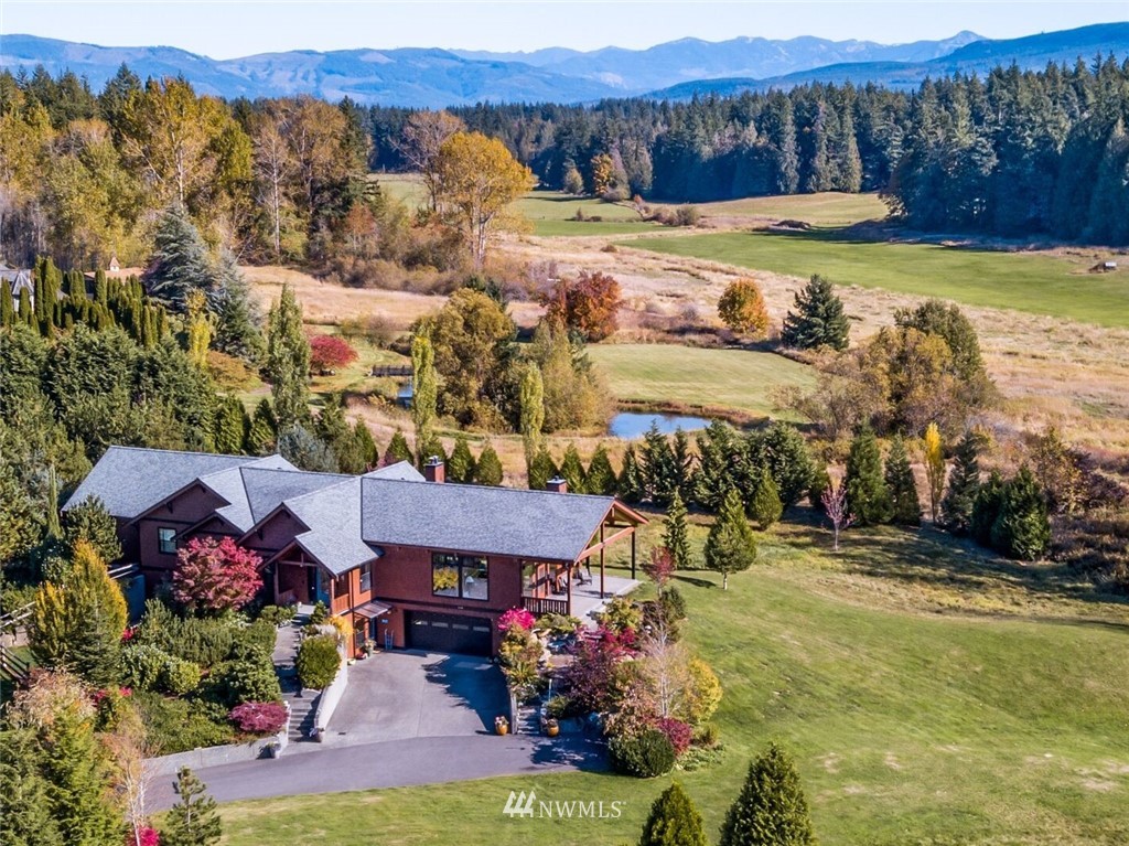 1414 Van Wyck Road Bellingham, WA 98226 - Photo 1 of 31 Gallery Image 1