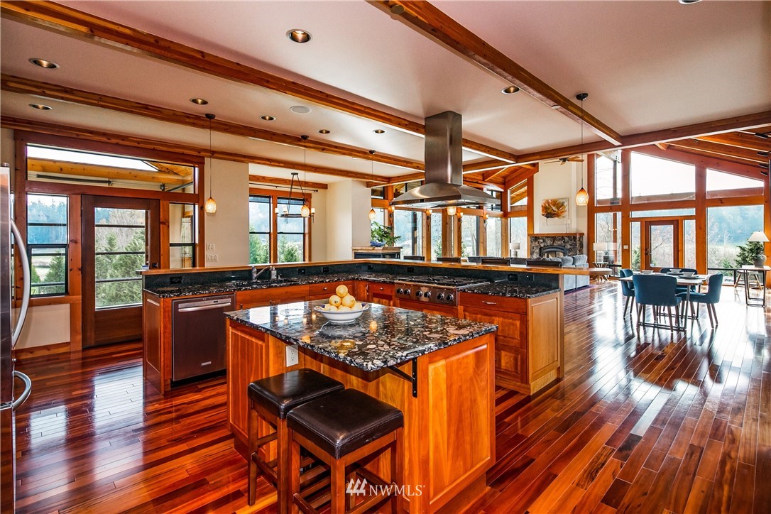 1414 Van Wyck Road Bellingham, WA 98226 - Photo 11 of 31 Gallery Image 11