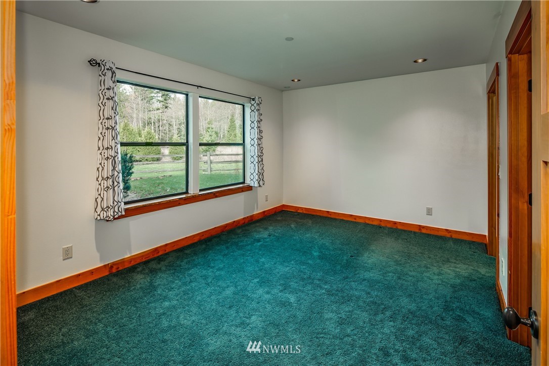 1414 Van Wyck Road Bellingham, WA 98226 - Photo 26 of 31 Gallery Image 26