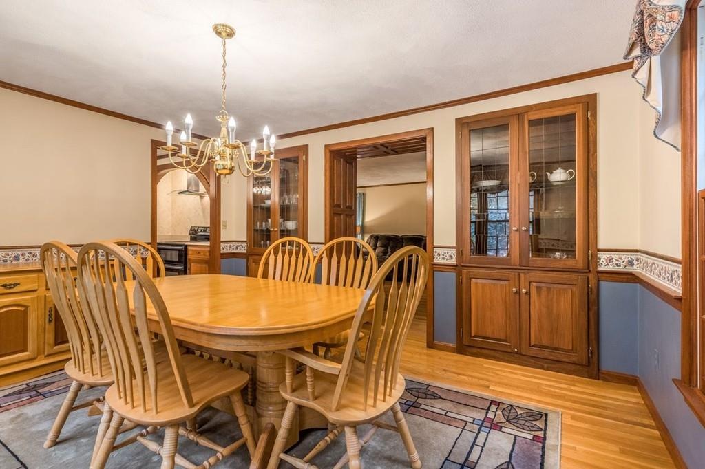 16 Howlett Street Topsfield, MA 01983 - Photo 7 of 40 Gallery Image 7