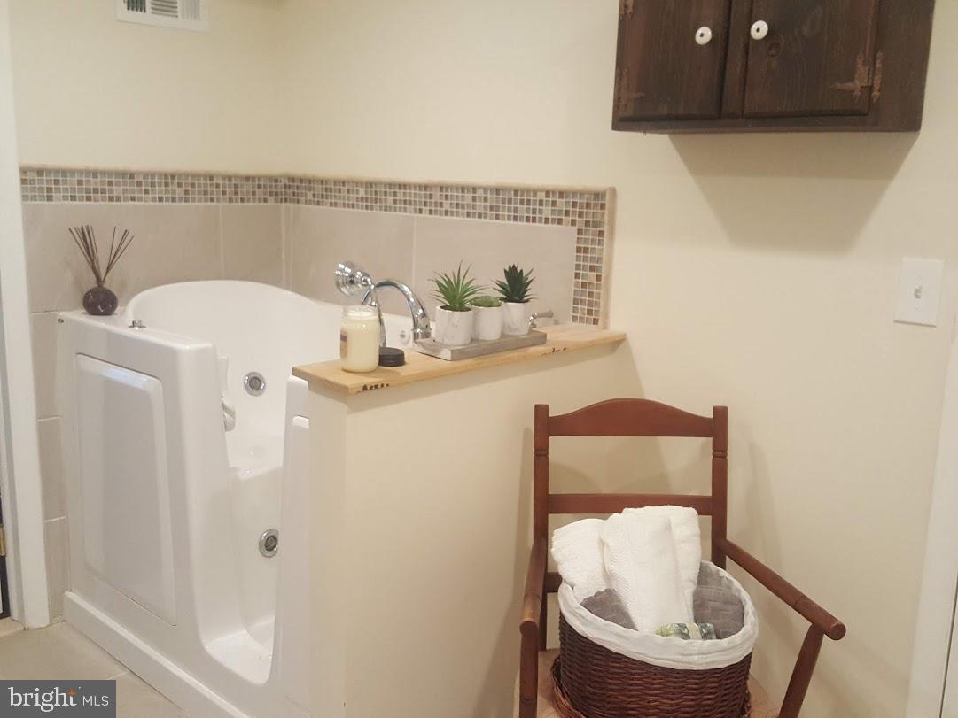 3341 Kent Road Bensalem, PA 19020 - Photo 38 of 52 Gallery Image 38