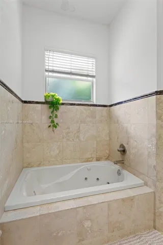 $6,100 | 9339 Southwest 98th Place, Miami, FL 33176